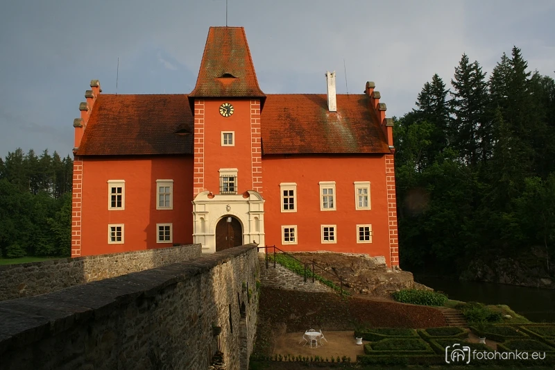 Červená Lhota