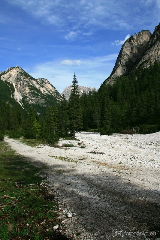 Od jezera Pragser Wildsee