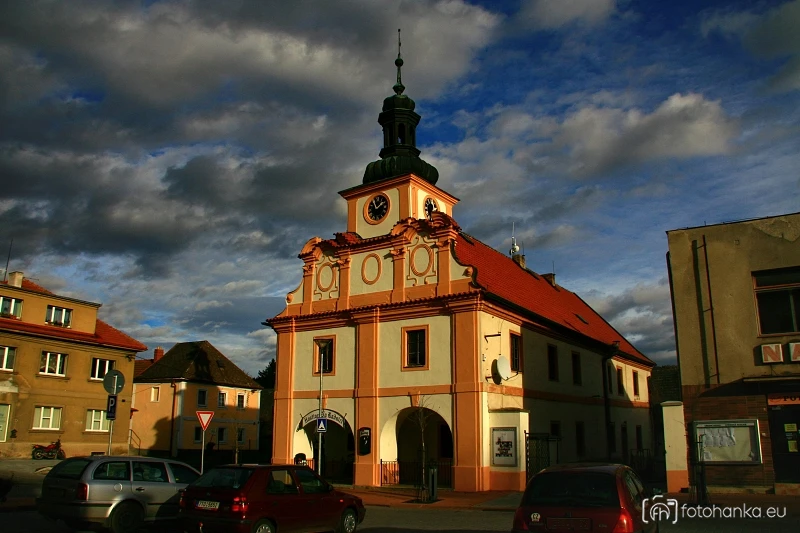 Stříbrná Skalice