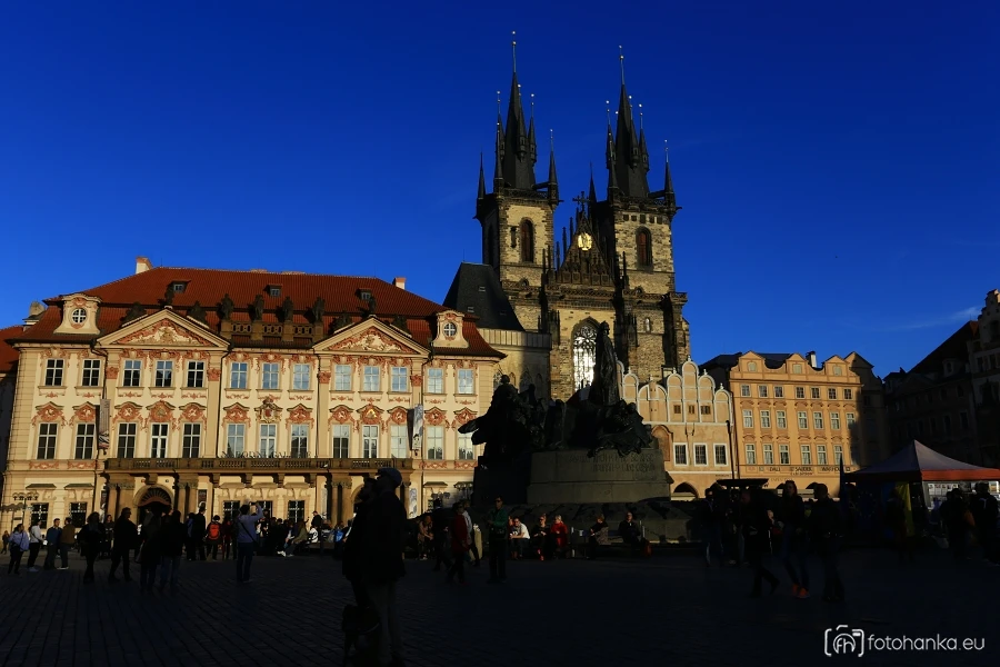 Staroměstské náměstí